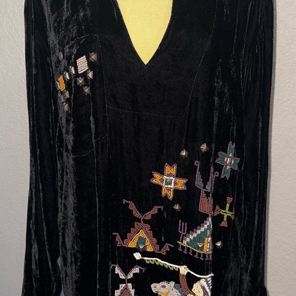 Double D Ranch War Maker Bead and Stud Velvet Shirt - NWOT